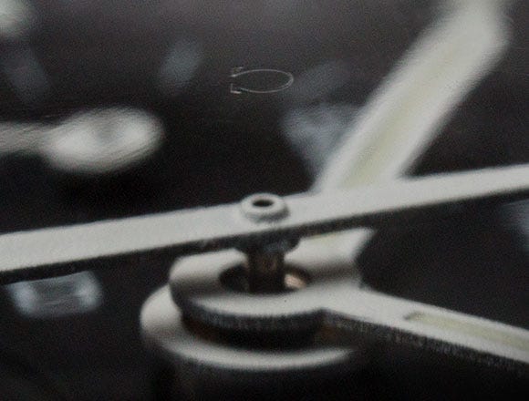 Rezension: Omega Speedmaster - Hesalite Vs Sapphire