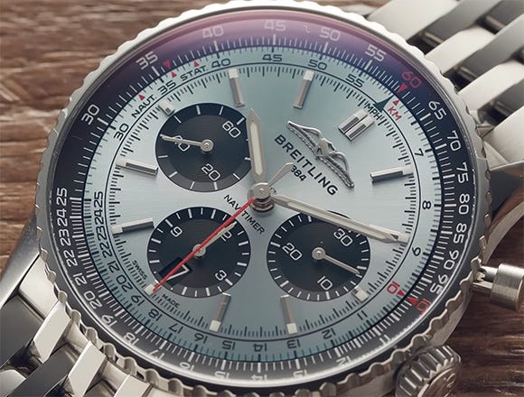 Rezension: Breitling Navitimer B01 Chronograph 43